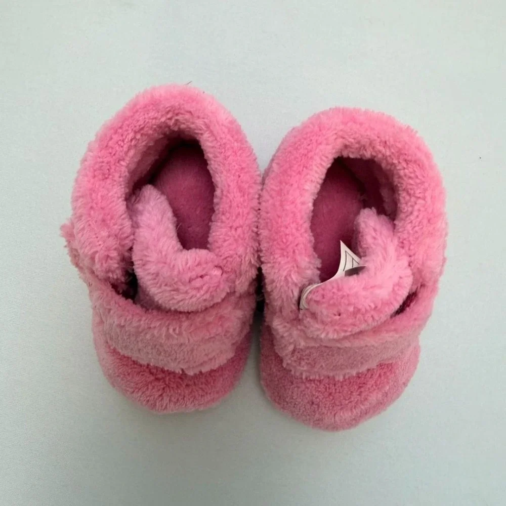 UGG Pink baby booties